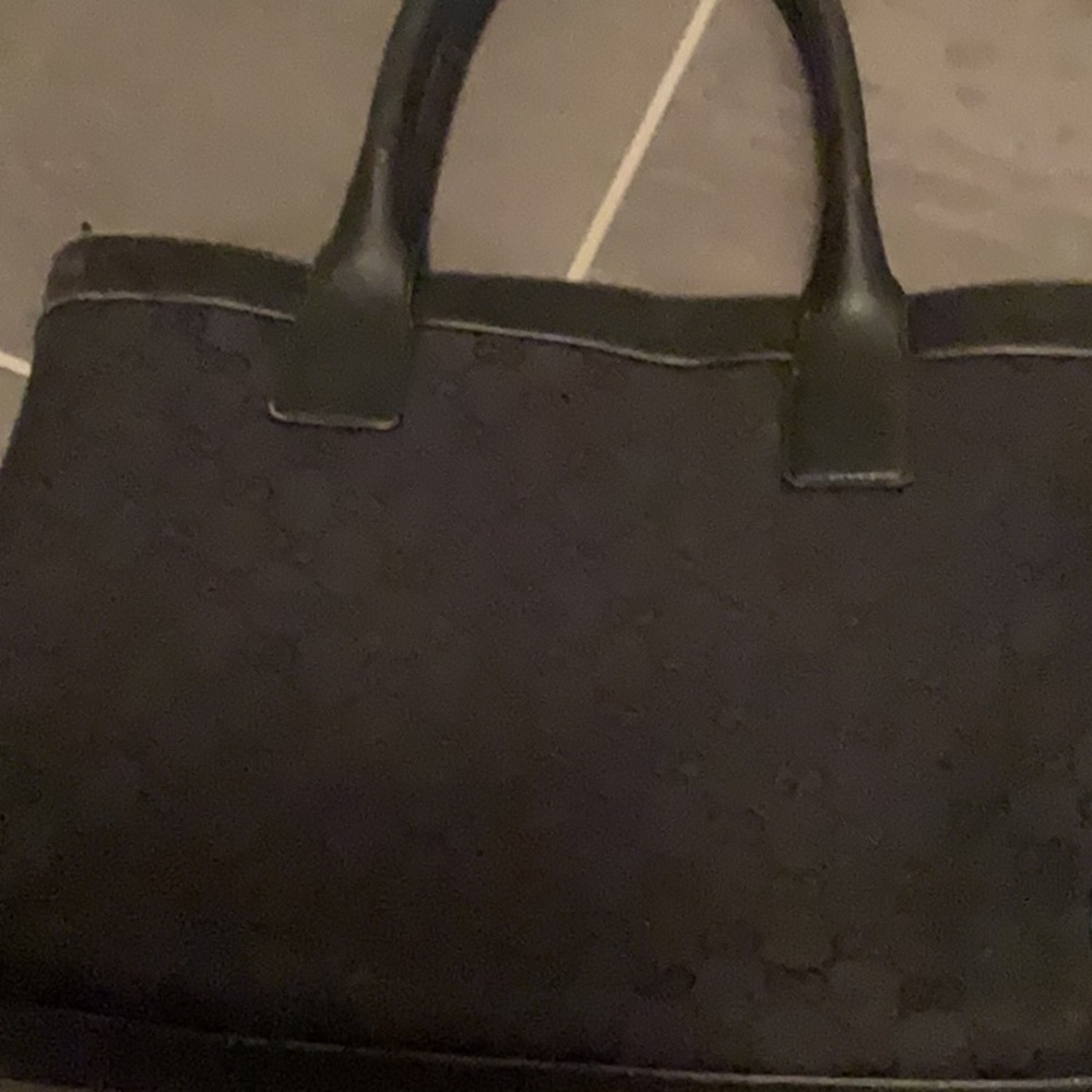 Authentic GUCCI Black GG Nylon Monogram Leather Abbey Medium Tote Bag - Picture 3 of 16